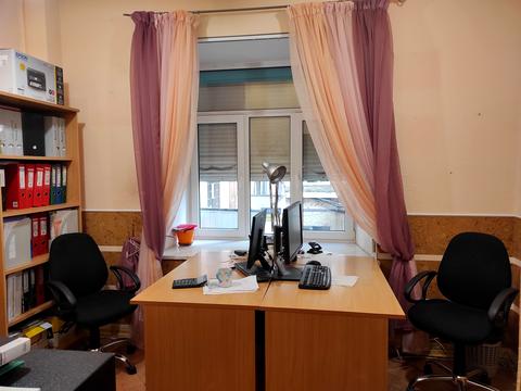 комерційна за адресою Олеся Гончара вул., 45-А