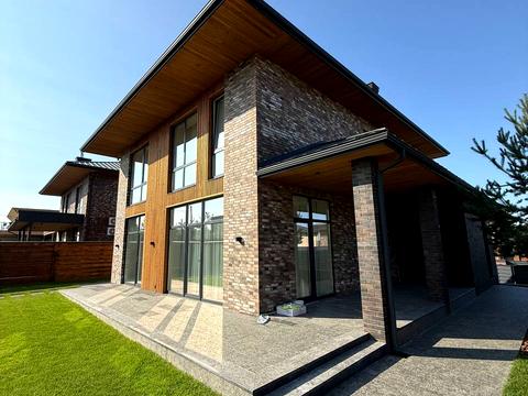 будинок за адресою с. Ходосівка, Вишнева вул.