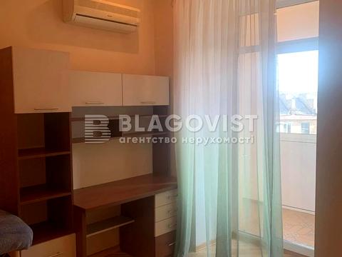 квартира за адресою Почайнинська вул., 70