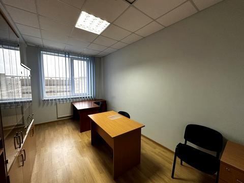 комерційна за адресою Богдана Хмельницького вул., 200