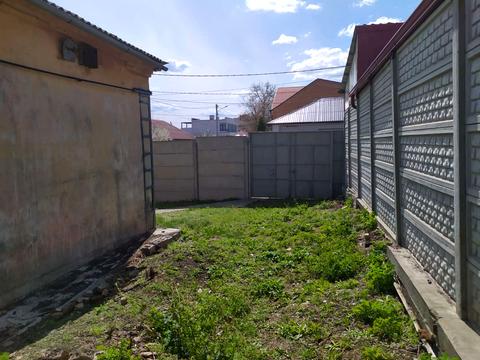 комерційна за адресою казакова