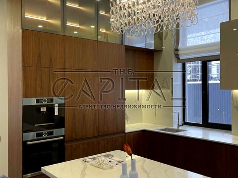 дом по адресу Київська