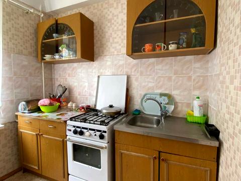 квартира за адресою Шкільна вул. (Героїв Сталінграда), 12