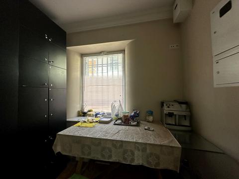 комерційна за адресою Канатна вул., 60