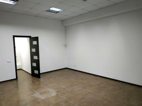коммерческая по адресу Амосова, 22