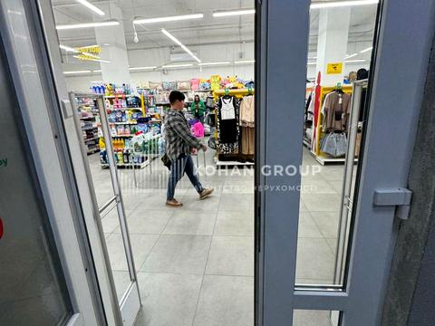 комерційна за адресою Соборна вул., 12а