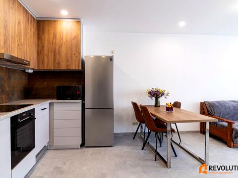 квартира по адресу Олександра Олеся ул., 5-А