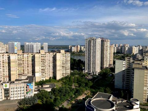 квартира по адресу Драгоманова ул., 40-Ж