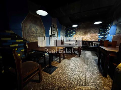 комерційна за адресою Велика Васильківська вул. (Червоноармійська), 97