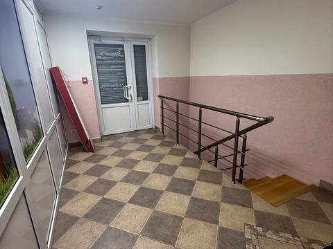 комерційна за адресою Варшавська вул. (Олександра Осипенка), 29-А