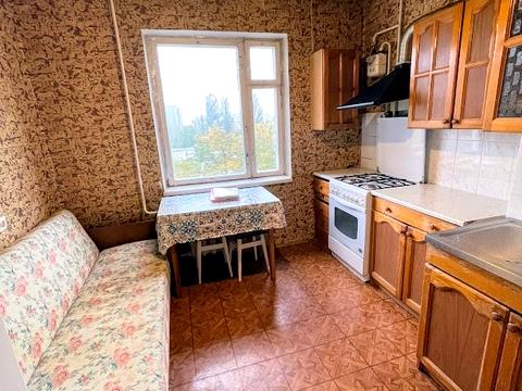 квартира за адресою Незалежності бульв. (50 років Жовтня), 6-Б