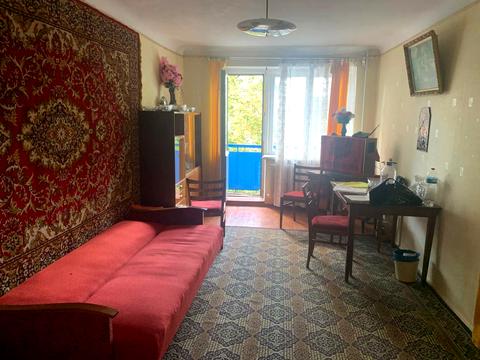 квартира за адресою Тролейбусна вул., 10