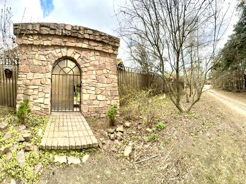 будинок за адресою Весняна, 12