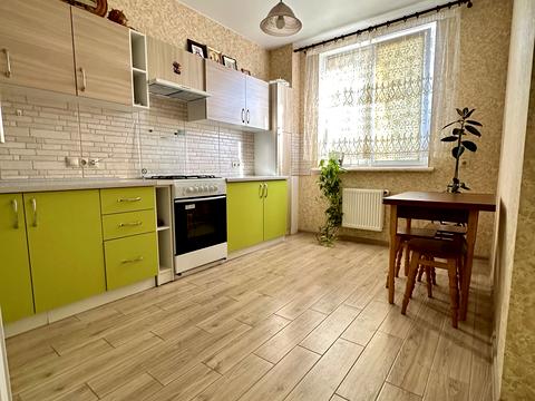 квартира за адресою Владислава Бувалкіна вул., 62
