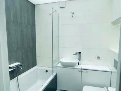 квартира за адресою Андрія Малишка вул. (Льва Толстого), 84
