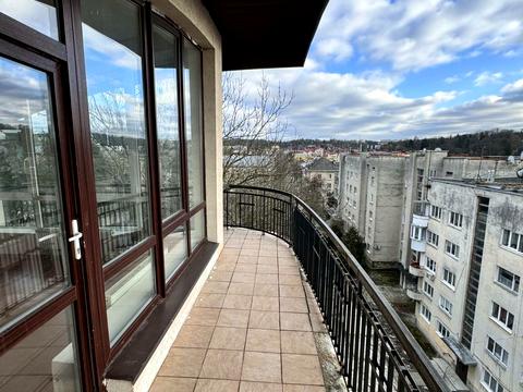 квартира по адресу Руфа ул., 35в