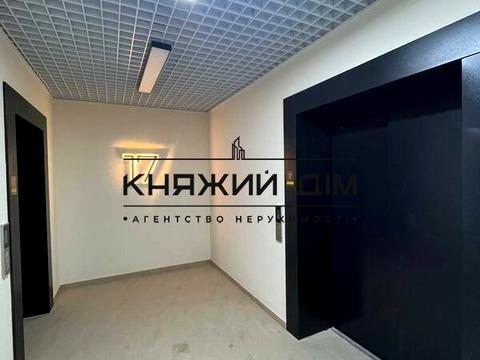 квартира за адресою Дніпровська набережна вул., 17В