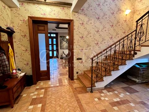 будинок за адресою Броварський
