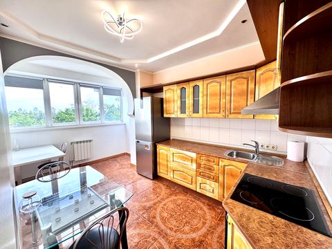 квартира по адресу Верховинная ул., 37