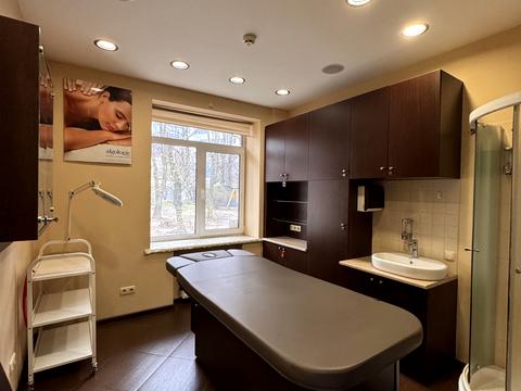 комерційна за адресою Берестейський просп. (Перемоги), 74