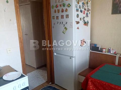 квартира по адресу Червоной Калины просп. (Владимира Маяковского), 46
