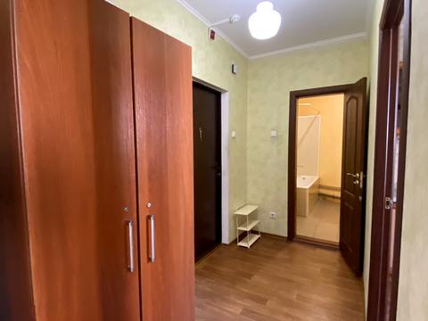 квартира за адресою Софії Русової вул., 1