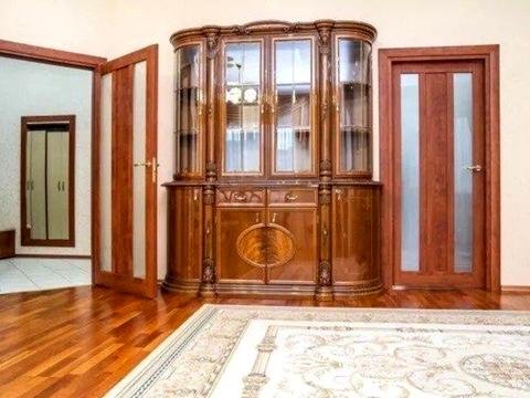 квартира по адресу Кучеревського бульв., 11а