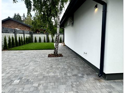 будинок за адресою Бориса Лятошинського вул. (1 Травня)