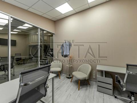 коммерческая по адресу Глубочицкая ул., 17