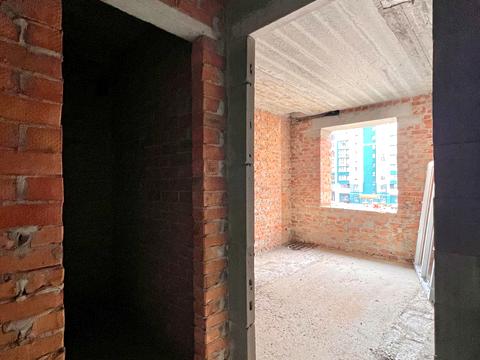 квартира за адресою Амосова вул., 4