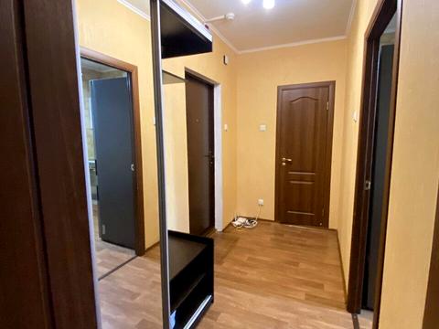 квартира за адресою Софії Русової вул., 1