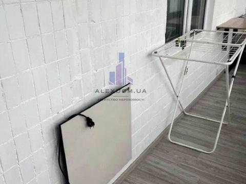 квартира за адресою Київ, Зодчих вул., 36