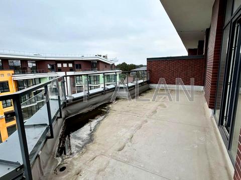 квартира за адресою Радистів вул., 40-В