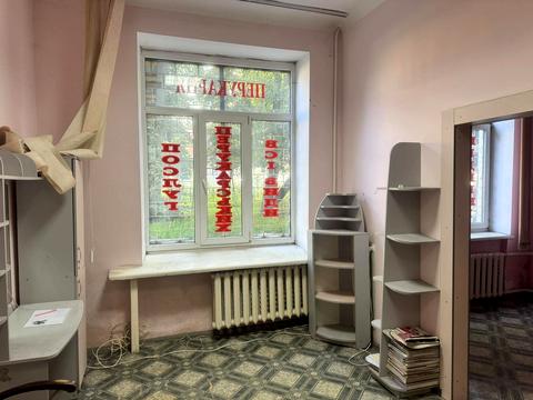 комерційна за адресою Богоявленська вул. (Черняка), 8