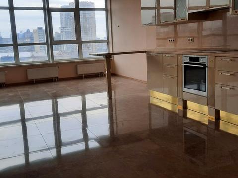 коммерческая по адресу Кловский спуск, 7