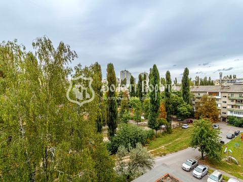 квартира за адресою Зодчих вул., 32-В
