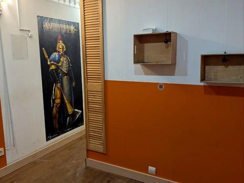 коммерческая по адресу Еленовская ул., 16