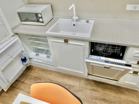 комерційна за адресою Євгена Чикаленка вул. (Пушкінська), 33