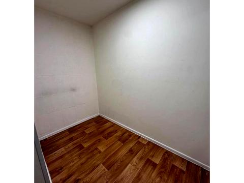 комерційна за адресою Дегтярівська вул., 26