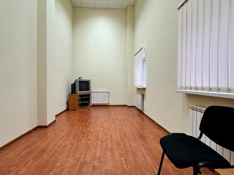 комерційна за адресою Кадетський Гай вул., 6