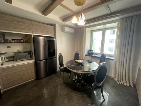 квартира за адресою Академіка Вернадського бульв., 24