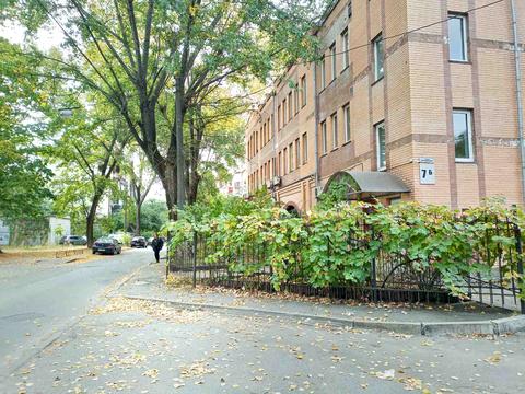 комерційна за адресою Артилерійський пров., 7б