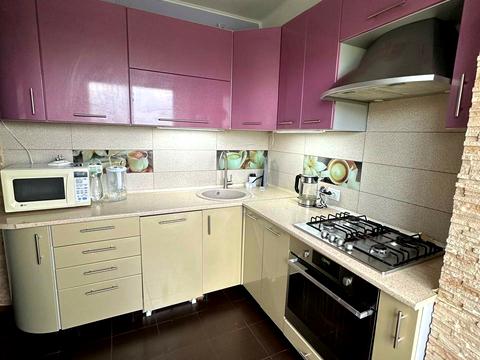квартира по адресу Николая Ушакова ул., 8
