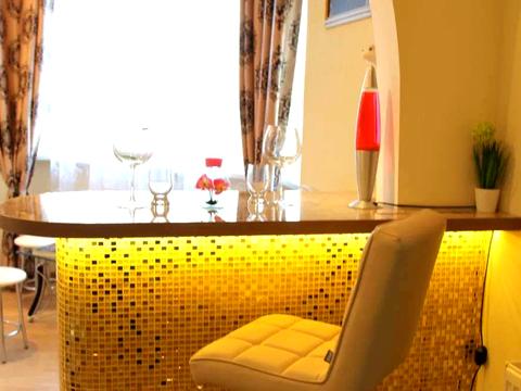 квартира за адресою Феодосійська вул., 1