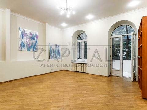 коммерческая по адресу Лютеранская ул., 12