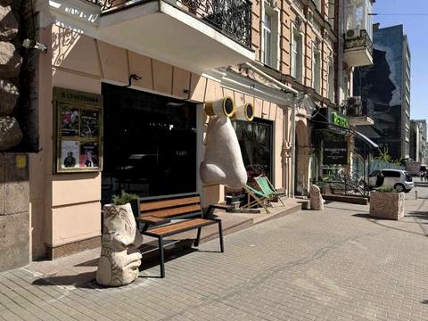 комерційна за адресою Велика Васильківська вул. (Червоноармійська), 32-А