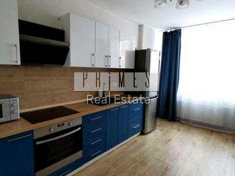 комерційна за адресою Регенераторна вул., 4 к11