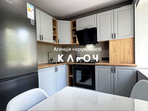 квартира по адресу 10-я Линия ул., 44