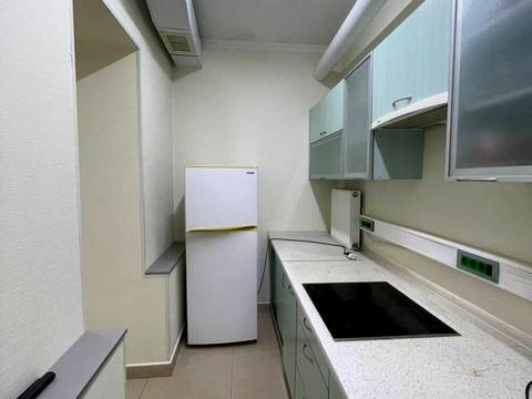 комерційна за адресою Базарна вул., 89
