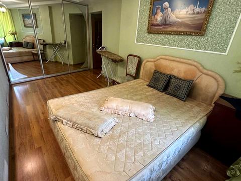 квартира за адресою Заводська вул., 18/1